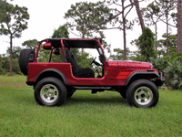 Image 3 of 12 of a 1985 JEEP CJ7