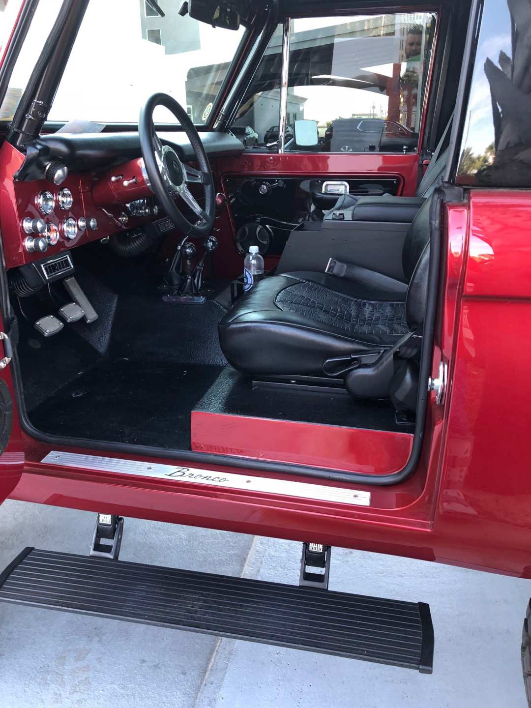 9th Image of a 1974 FORD BRONCO