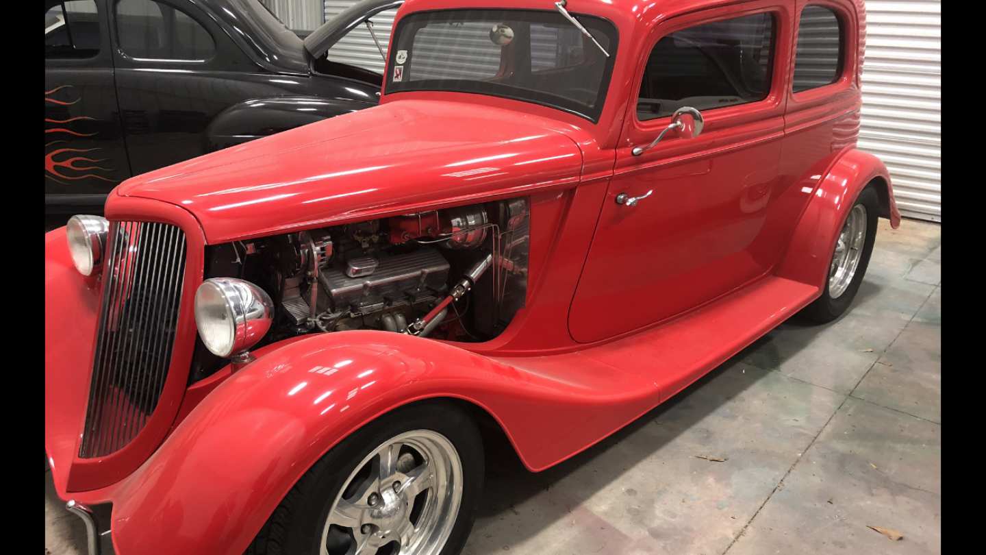 2nd Image of a 1933 FORD VICKY