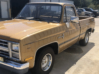 Image 1 of 9 of a 1985 CHEVROLET C10