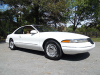 Image 4 of 13 of a 1995 LINCOLN MARK VIII