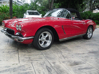 Image 2 of 11 of a 1962 CHEVROLET CORVETTE