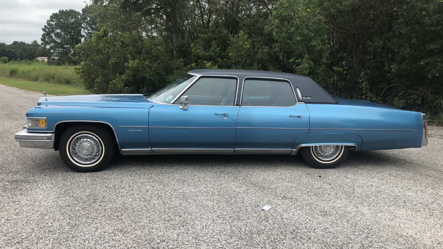 4th Image of a 1976 CADILLAC FLEETWOOD