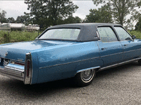 Image 4 of 11 of a 1976 CADILLAC FLEETWOOD