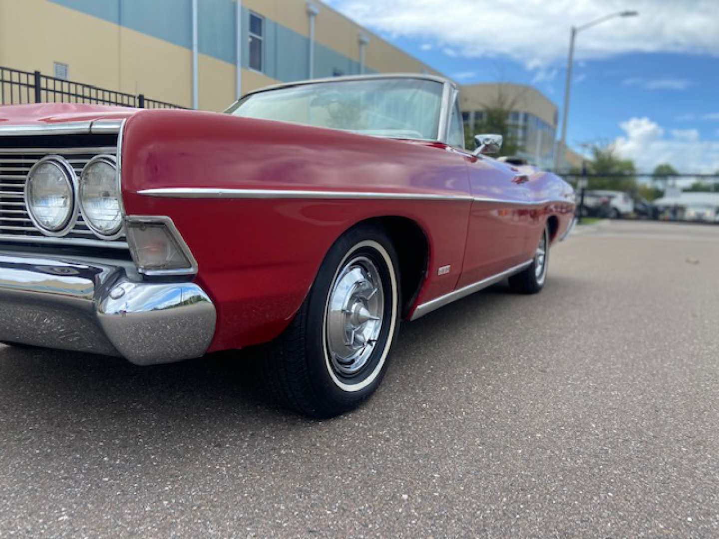 4th Image of a 1968 FORD GALAXIE