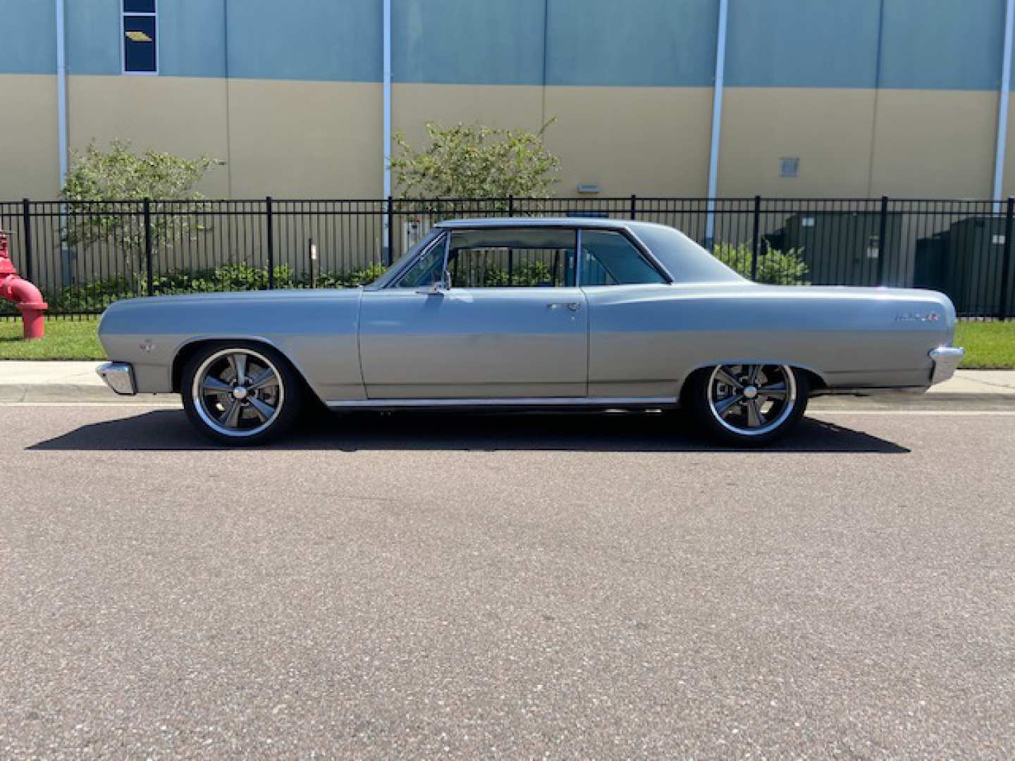 1st Image of a 1965 CHEVROLET CHEVELLE