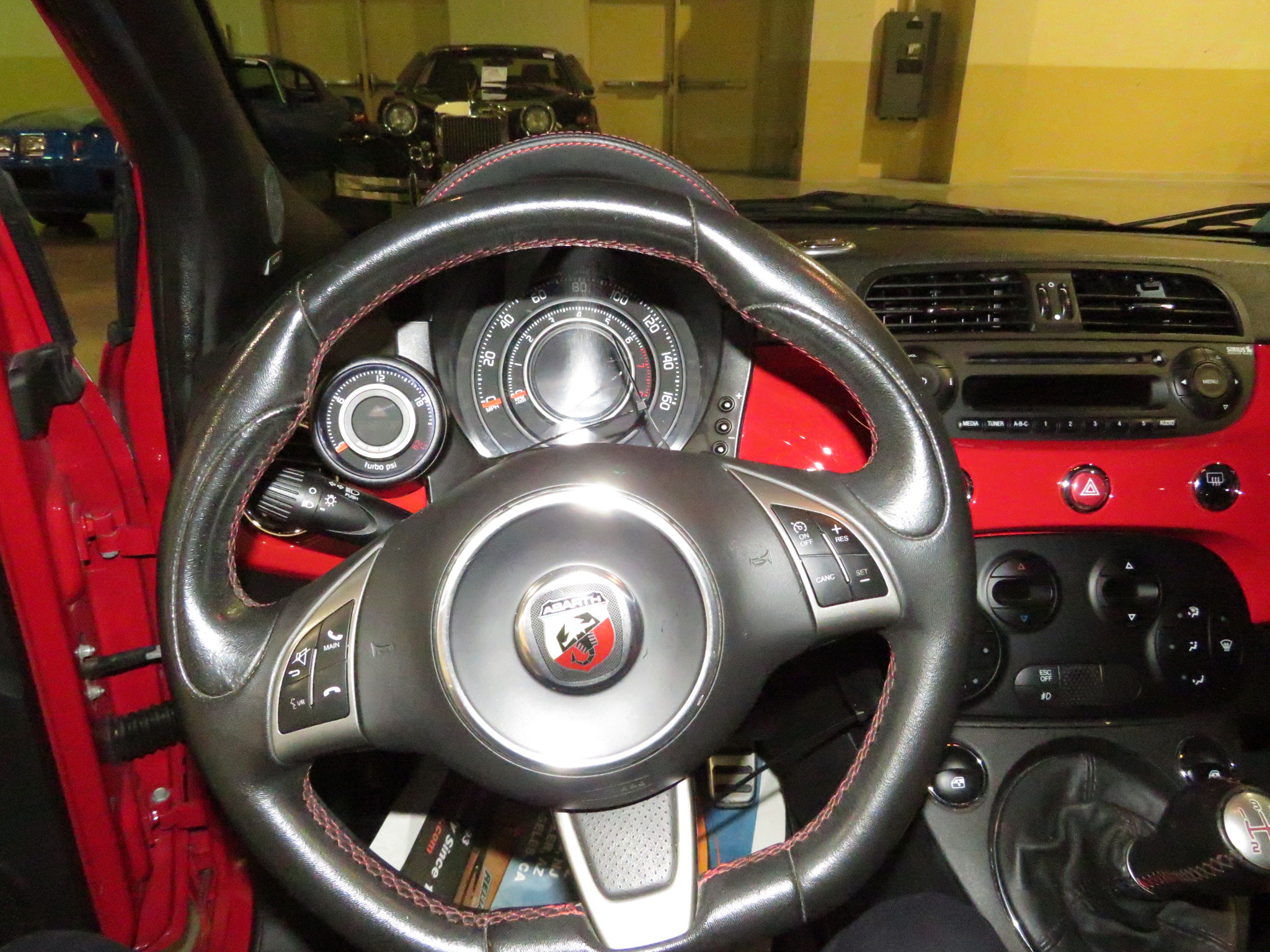 5th Image of a 2012 FIAT 500 ABARTH
