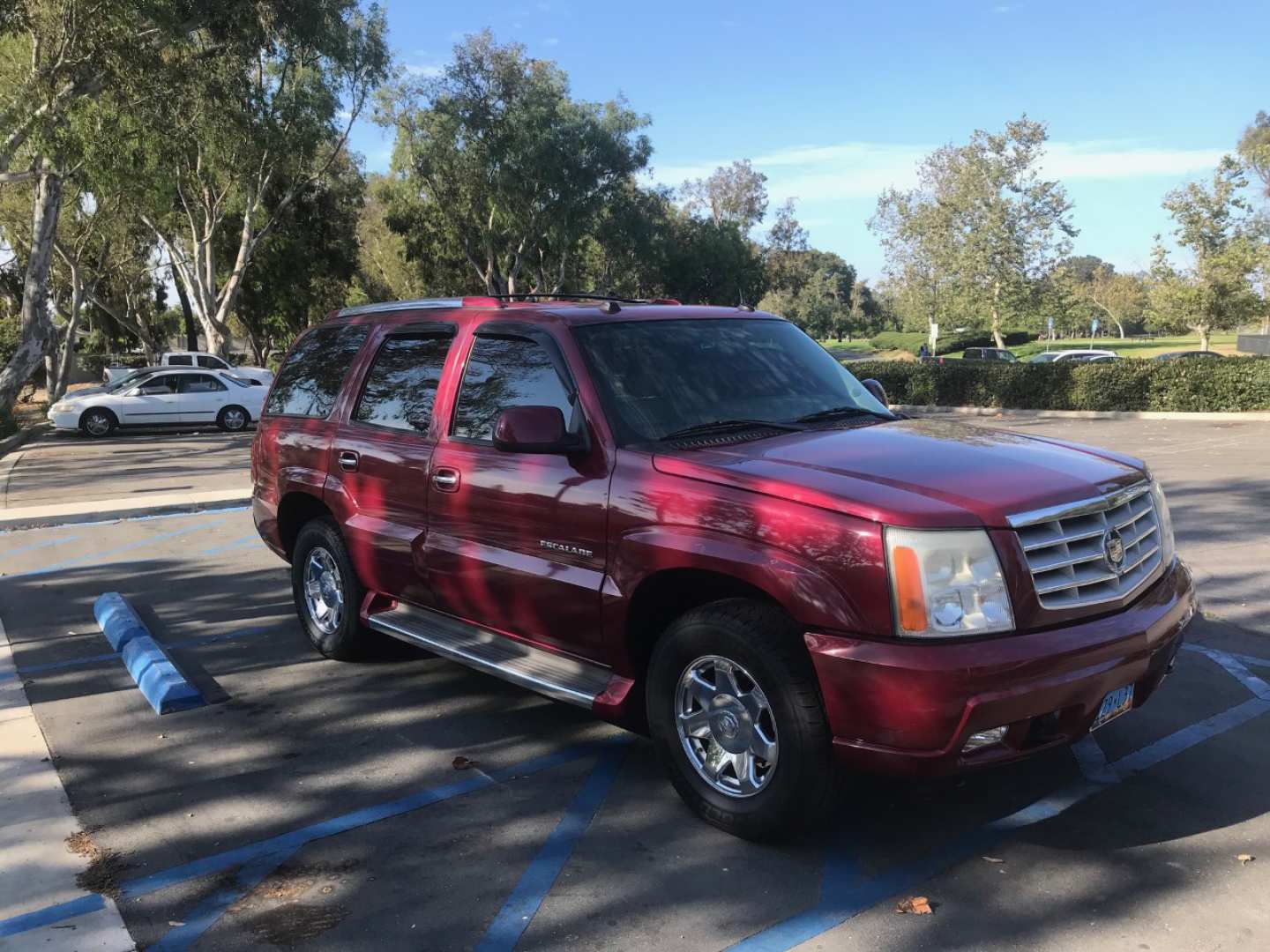 1st Image of a 2005 CADILLAC ESCALADE 1500; LUXURY