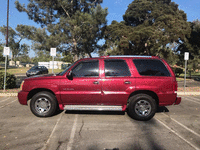 Image 3 of 3 of a 2005 CADILLAC ESCALADE 1500; LUXURY