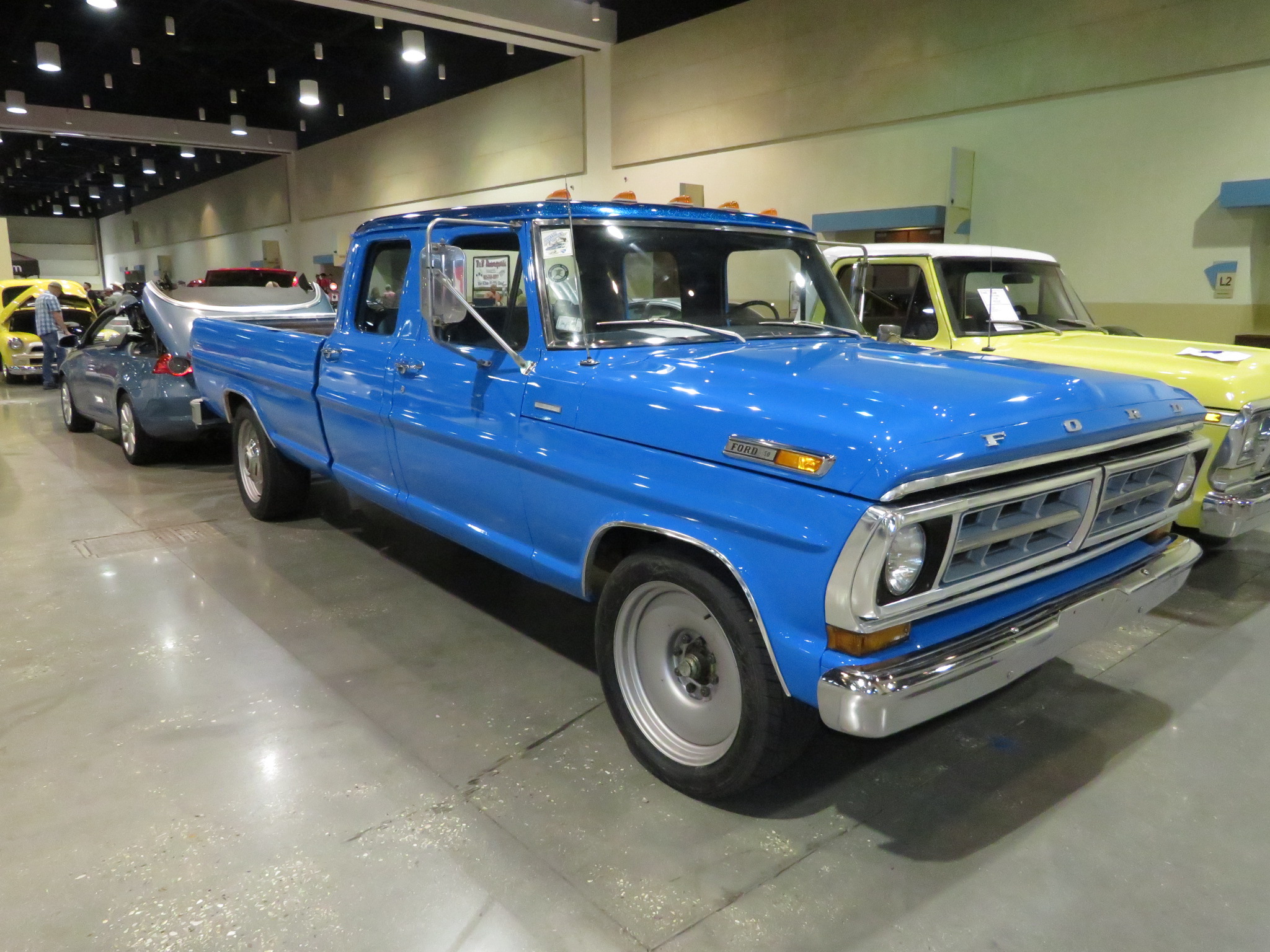 1st Image of a 1971 FORD F350