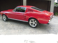 Image 4 of 14 of a 1967 FORD MUSTANG