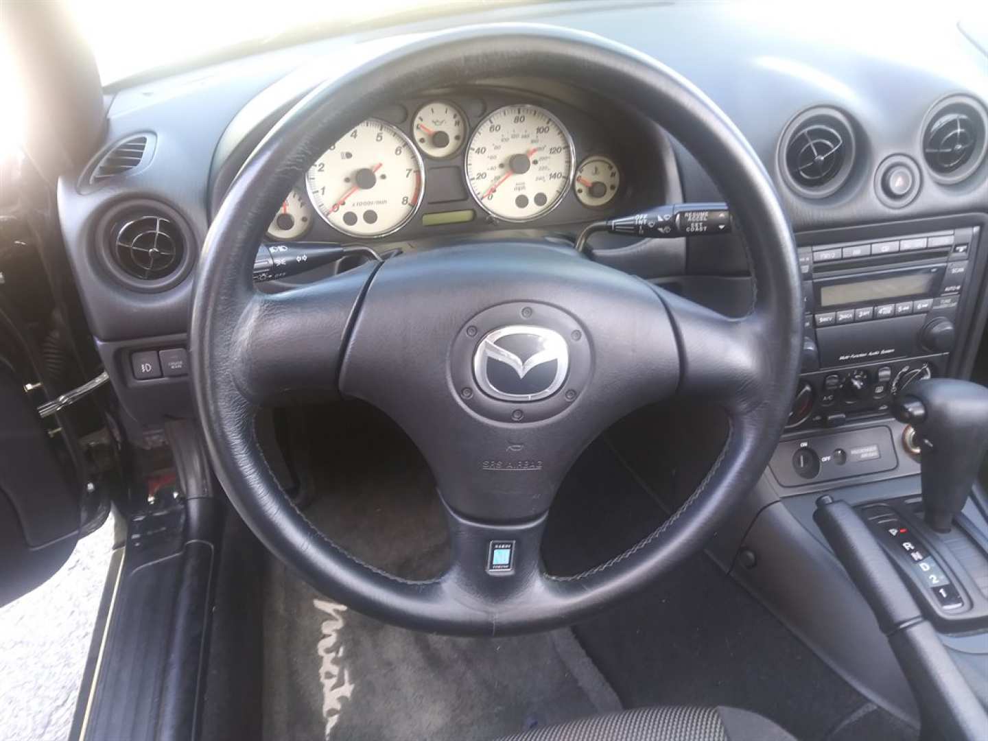 10th Image of a 2002 MAZDA MX-5 MIATA