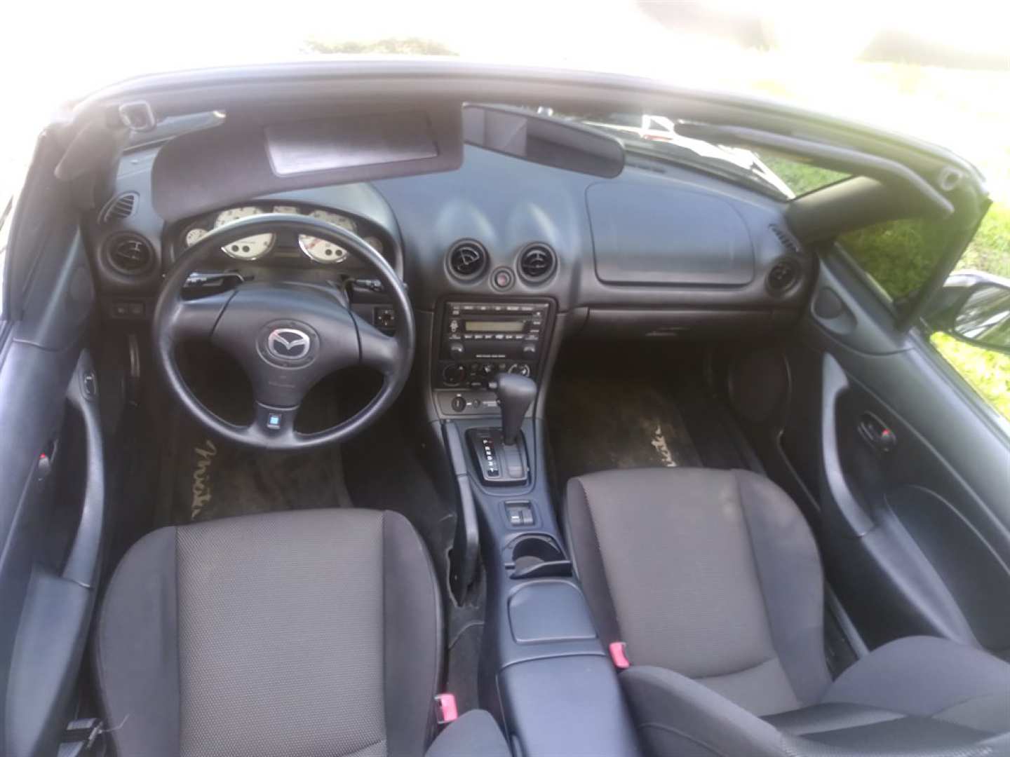 11th Image of a 2002 MAZDA MX-5 MIATA