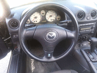 Image 11 of 16 of a 2002 MAZDA MX-5 MIATA