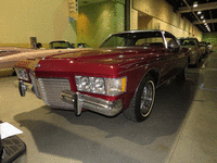 Image 3 of 16 of a 1973 BUICK RIVIERA