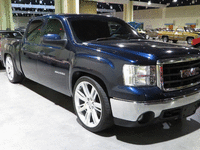 Image 2 of 18 of a 2008 GMC SIERRA 1500 SLT