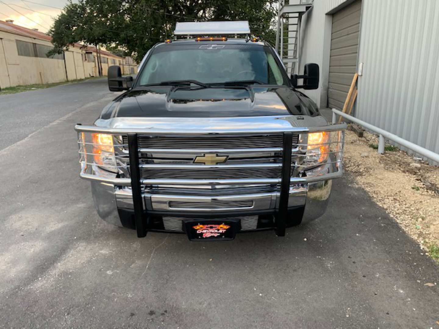 3rd Image of a 2008 CHEVROLET SILVERADO 3500