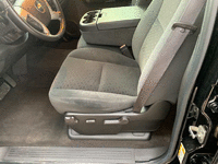 Image 12 of 15 of a 2008 CHEVROLET SILVERADO 3500