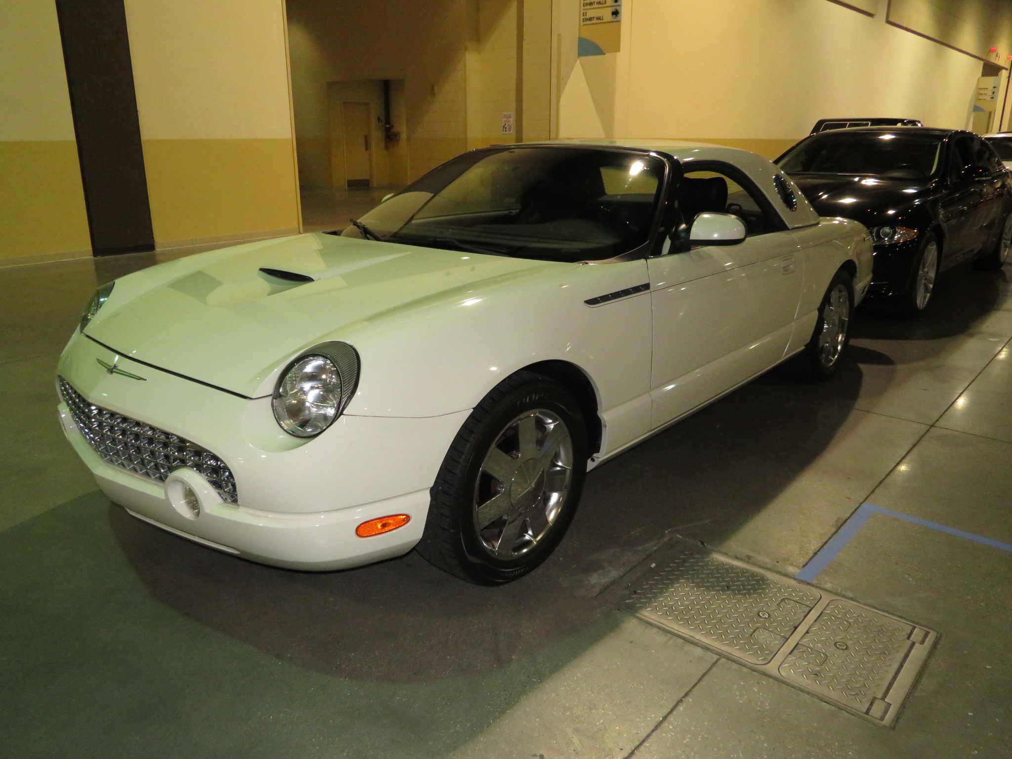 1st Image of a 2002 FORD THUNDERBIRD