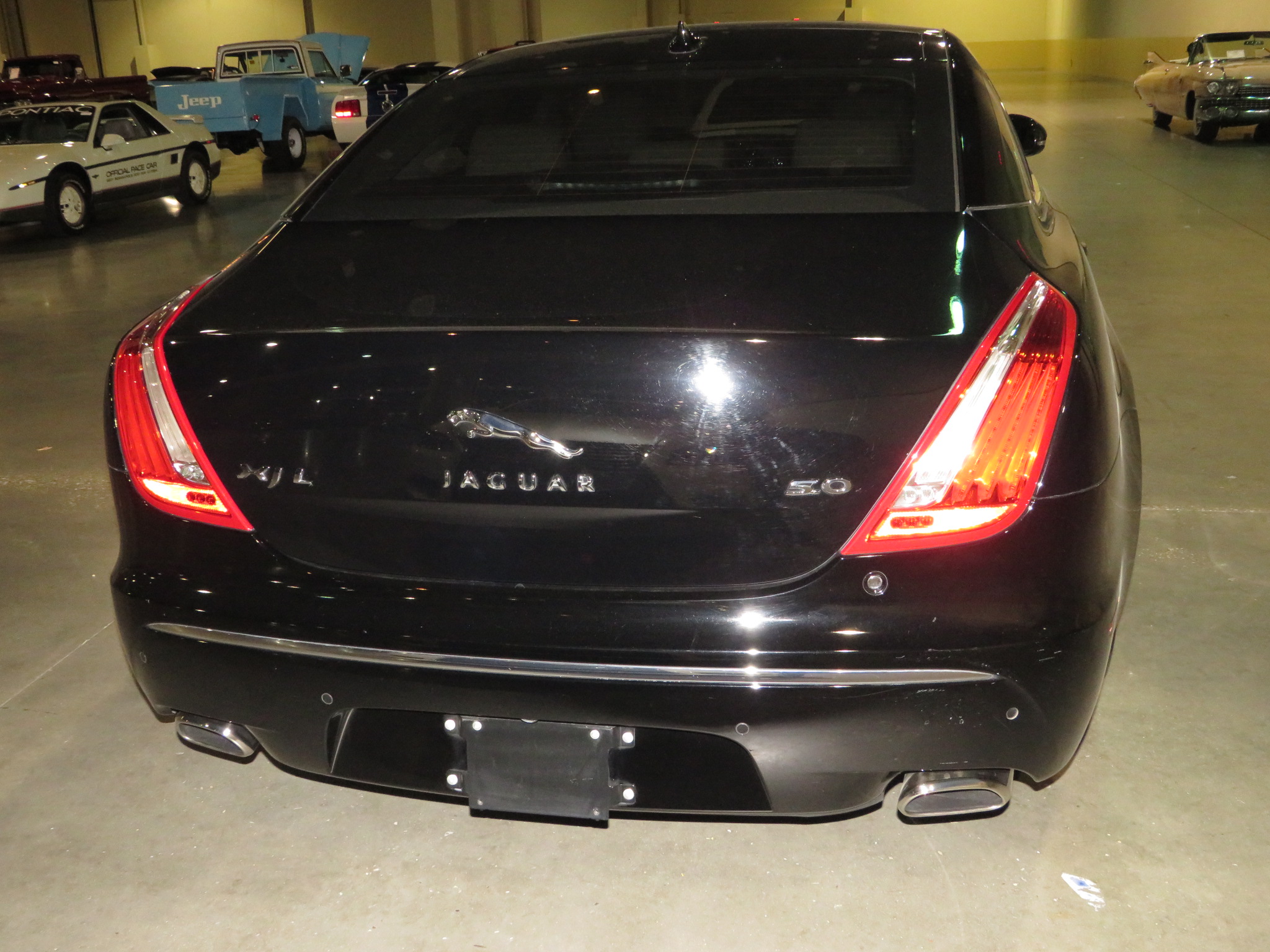 20th Image of a 2013 JAGUAR XJ XJL SUPERCHARGED