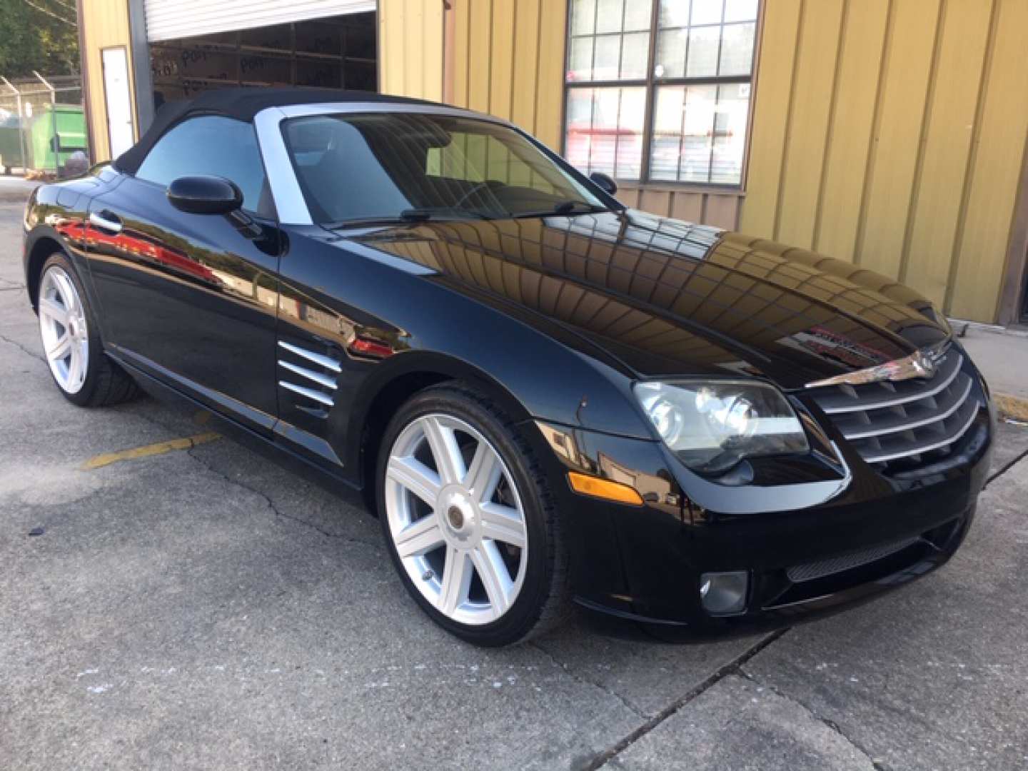 0th Image of a 2005 CHRYSLER CROSSFIRE LHD