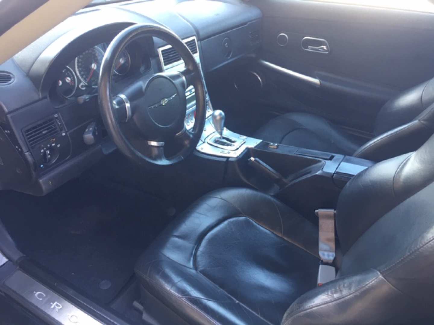 8th Image of a 2005 CHRYSLER CROSSFIRE LHD