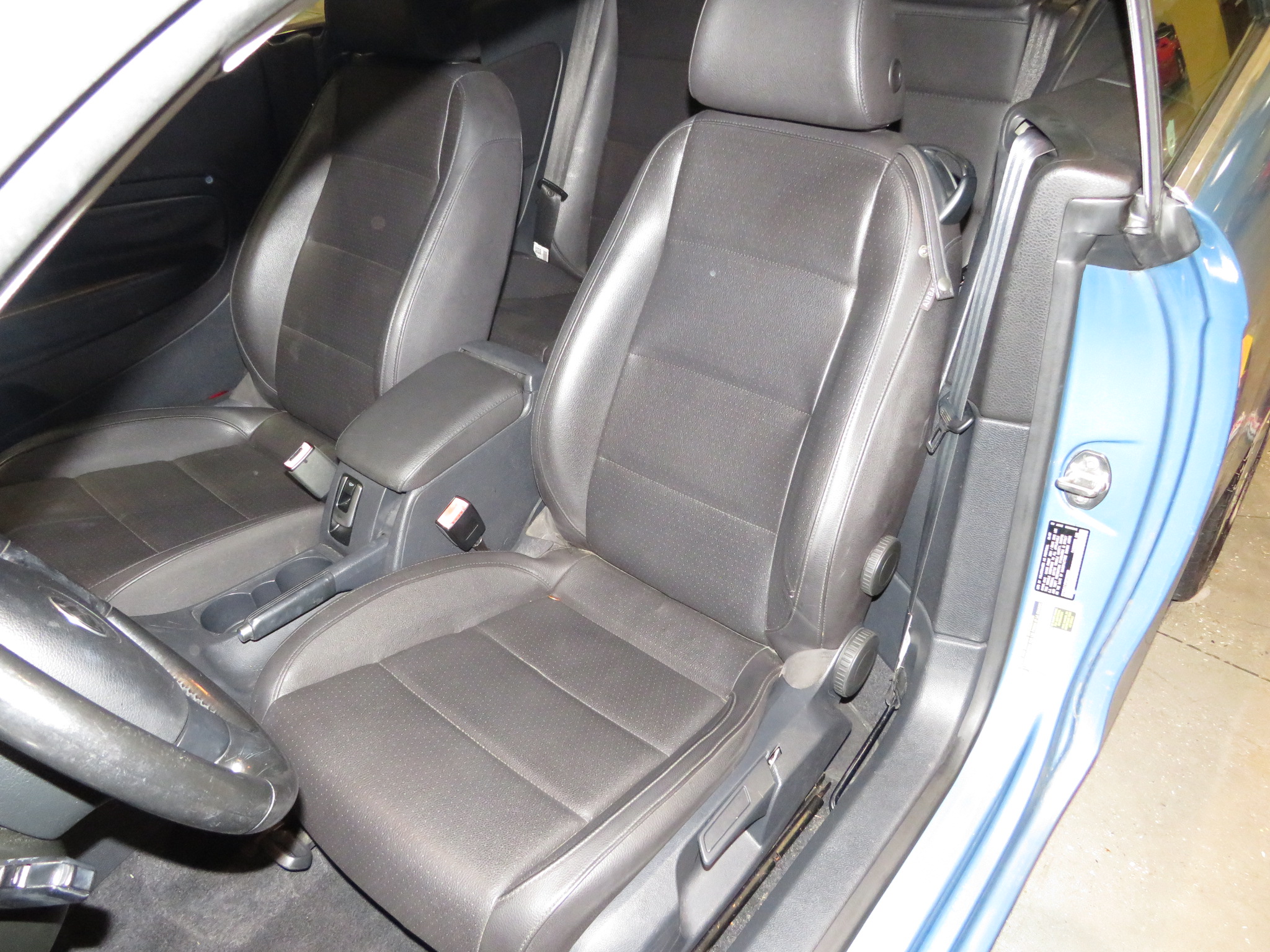 6th Image of a 2008 VOLKSWAGEN EOS