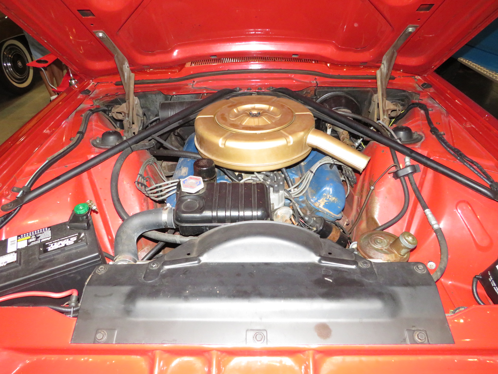 2nd Image of a 1964 FORD THUNDERBIRD