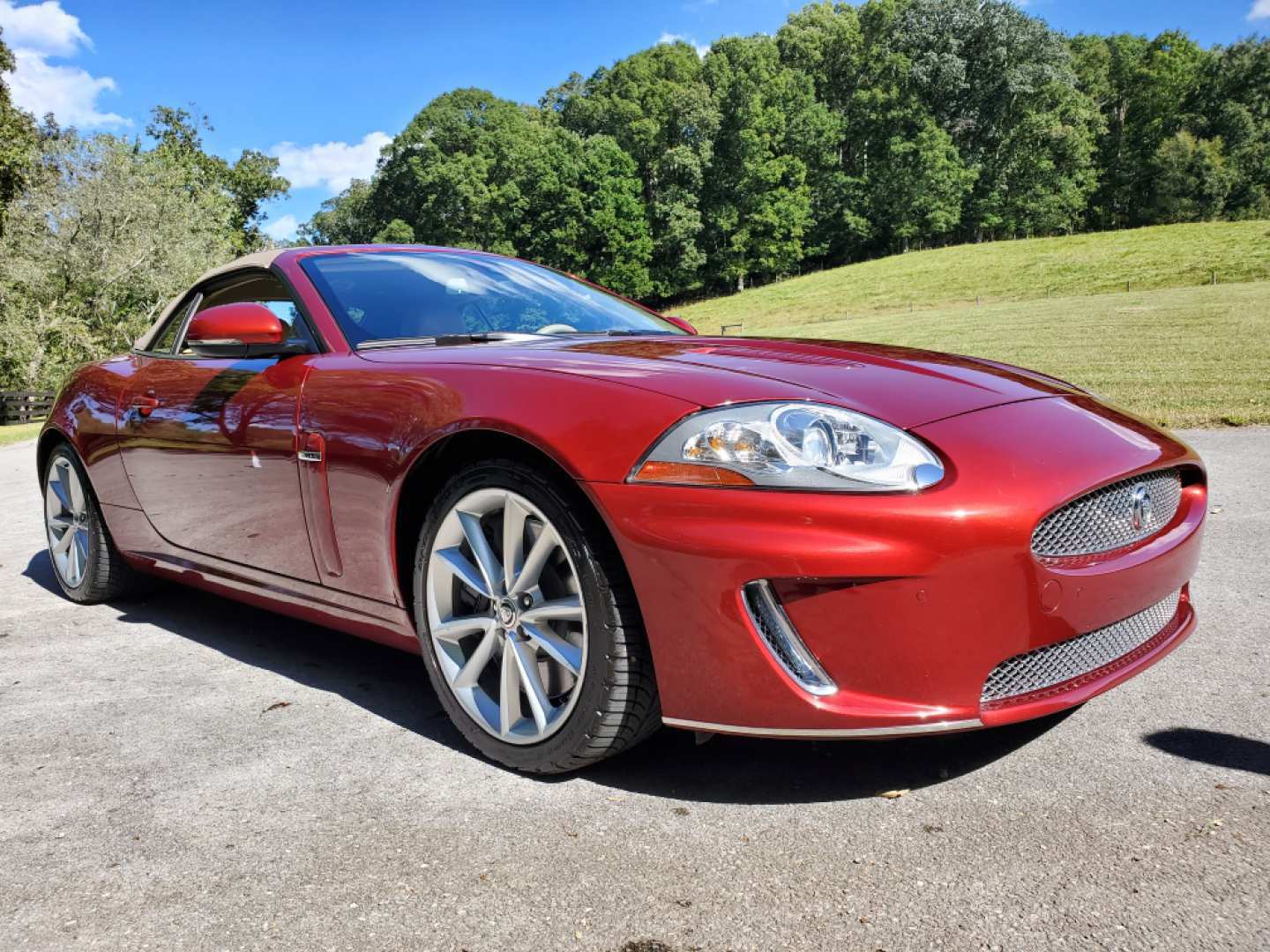 1st Image of a 2010 JAGUAR XK XK XKR