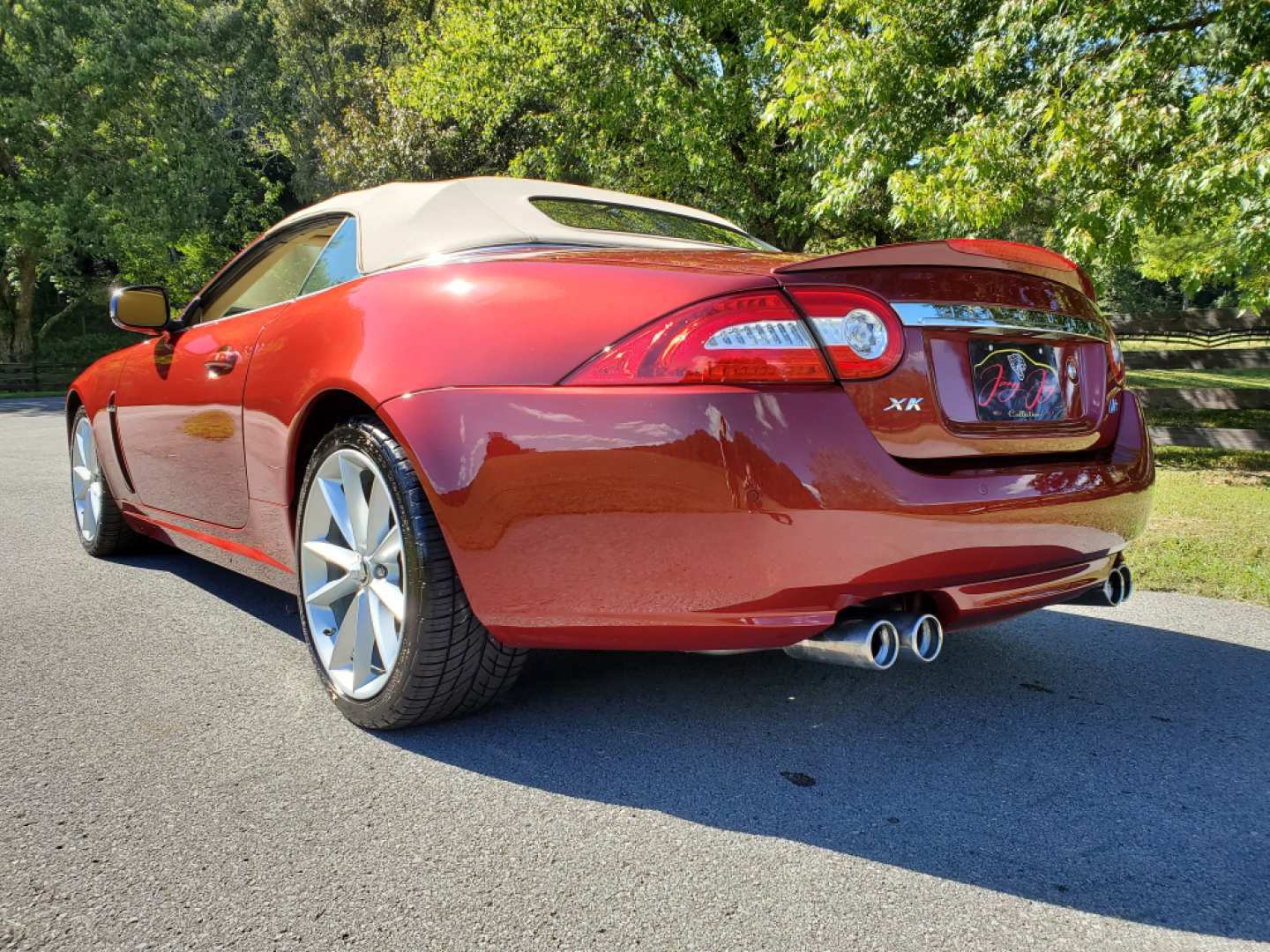 4th Image of a 2010 JAGUAR XK XK XKR