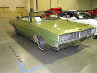 Image 2 of 14 of a 1968 FORD XL