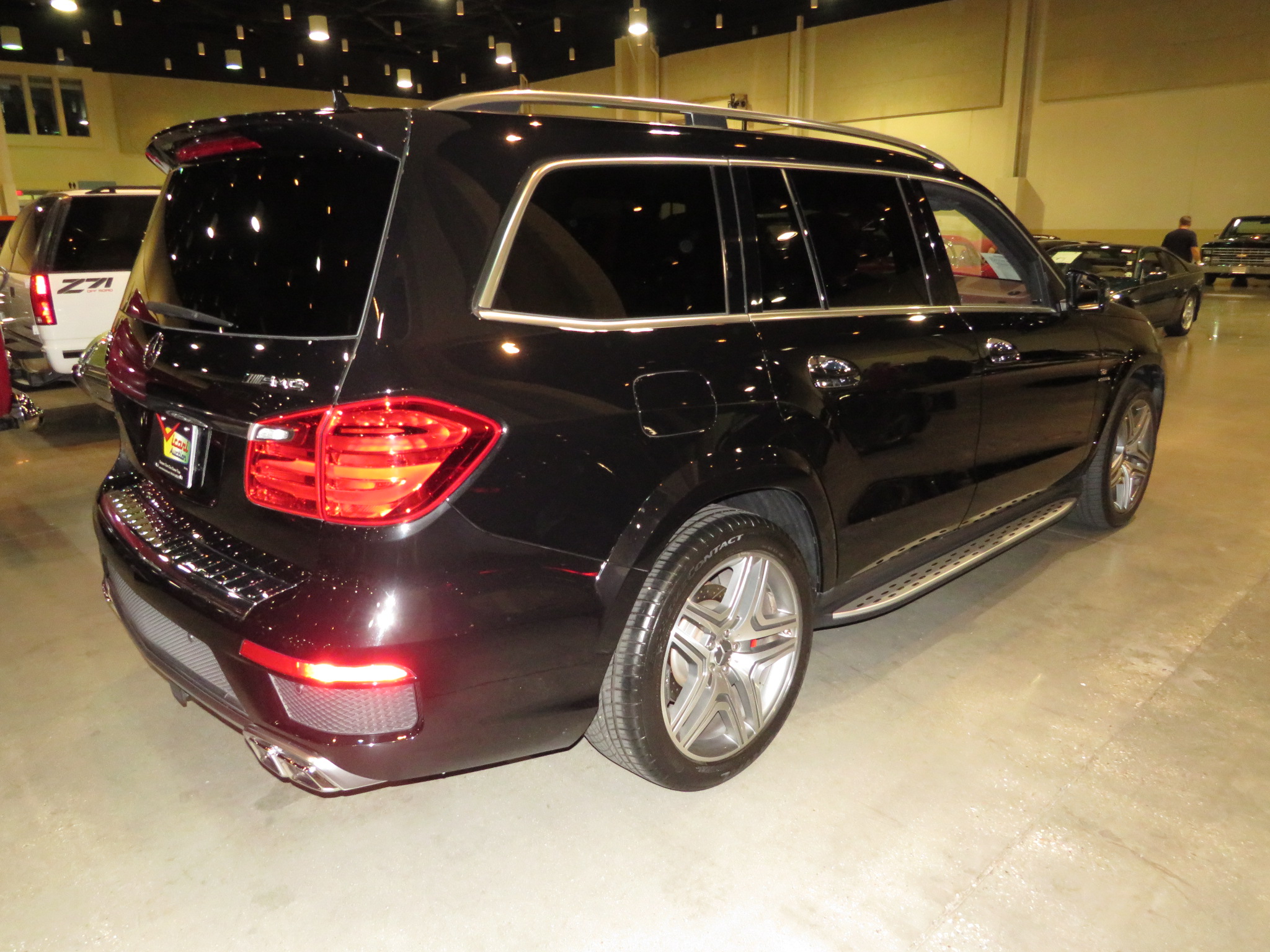 21st Image of a 2015 MERCEDES-BENZ GL-CLASS GL63 AMG