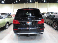 Image 23 of 25 of a 2015 MERCEDES-BENZ GL-CLASS GL63 AMG