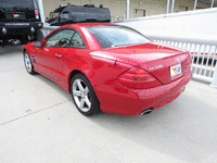 Image 12 of 14 of a 2006 MERCEDES-BENZ SL-CLASS SL500