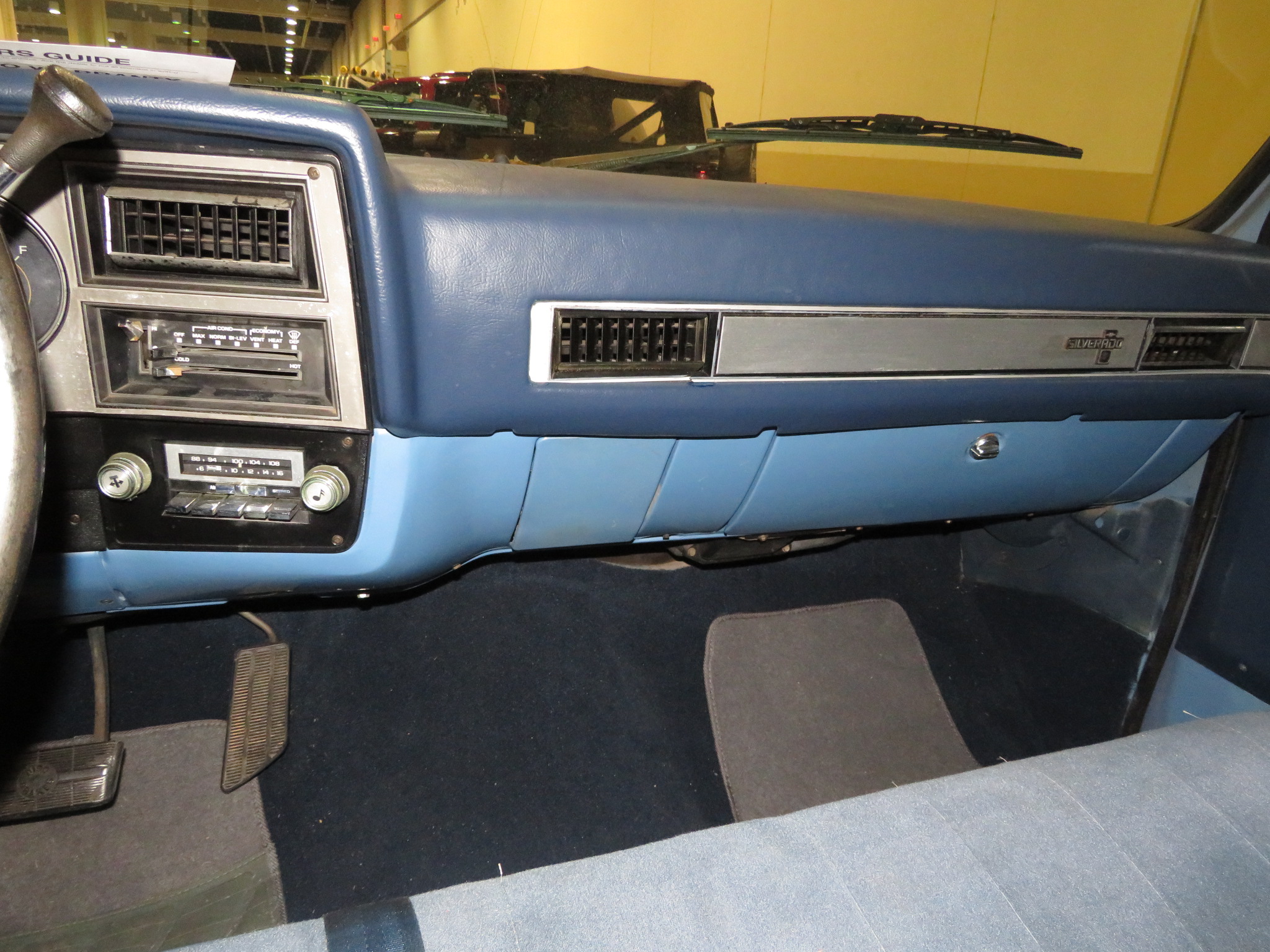 6th Image of a 1985 CHEVROLET C10