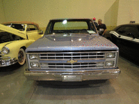 Image 2 of 13 of a 1985 CHEVROLET C10