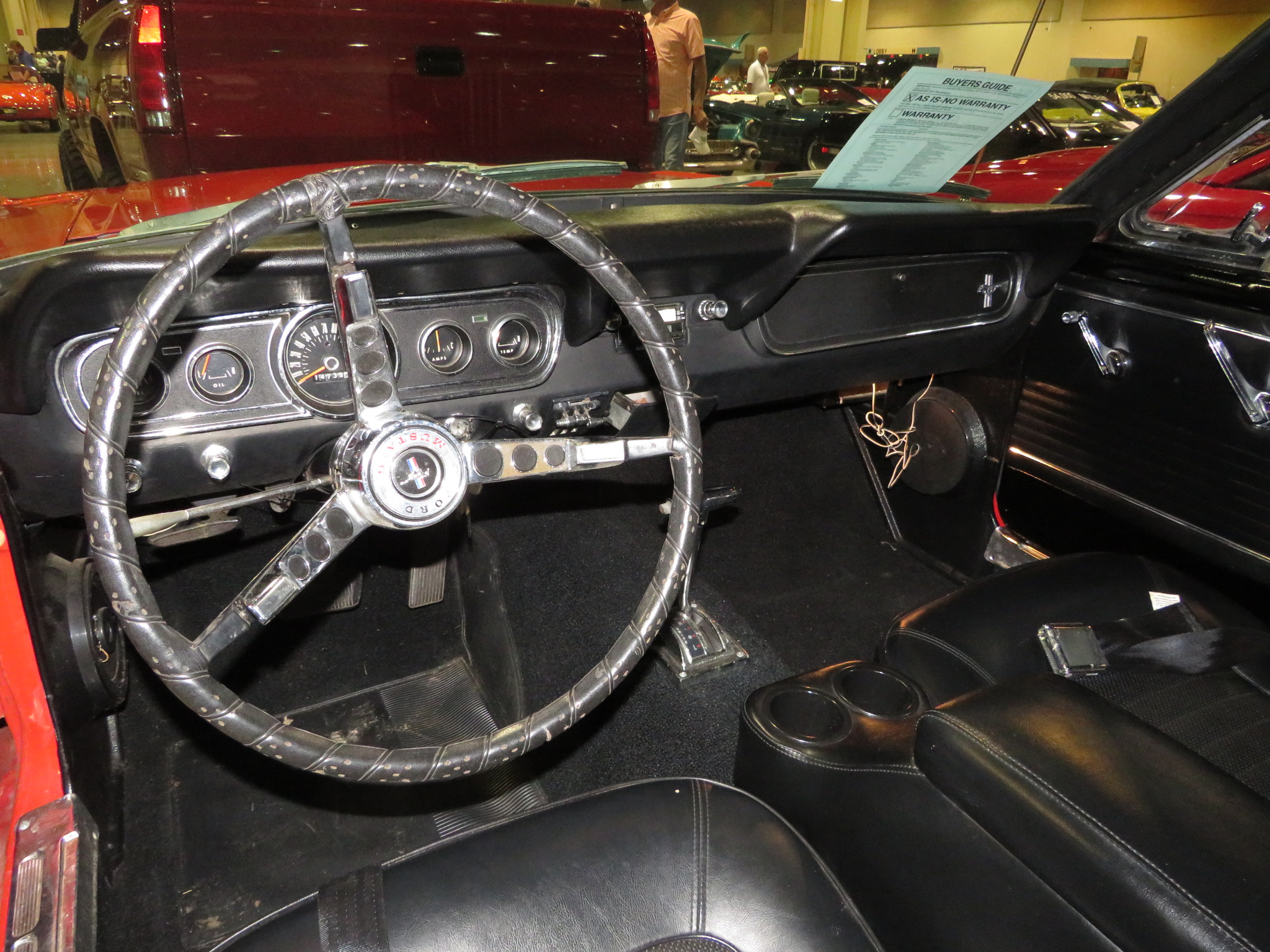 2nd Image of a 1966 FORD MUSTANG