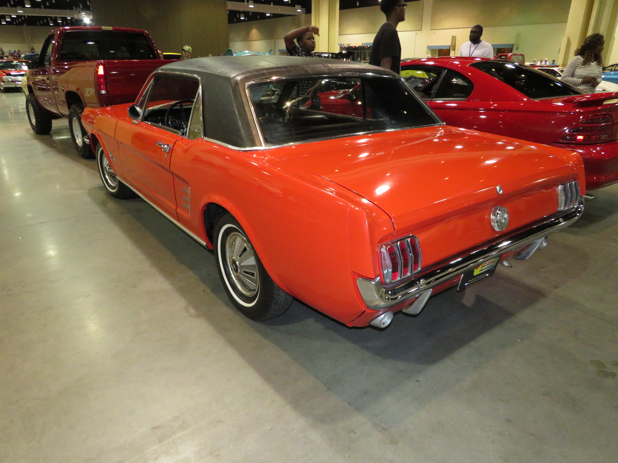 7th Image of a 1966 FORD MUSTANG