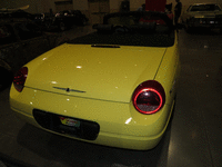 Image 11 of 12 of a 2002 FORD THUNDERBIRD