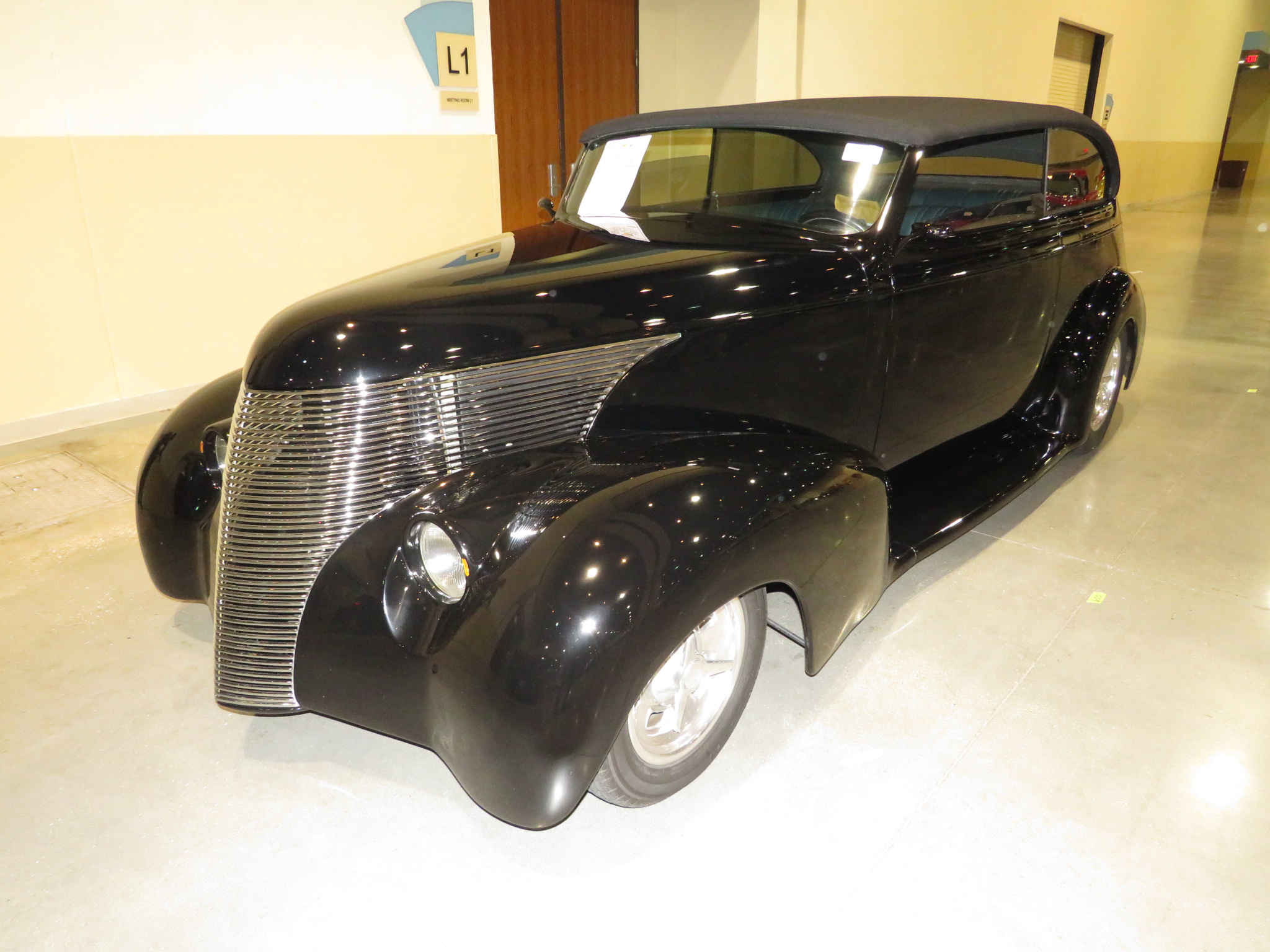 1st Image of a 1939 CHEVROLET CUSTOM 