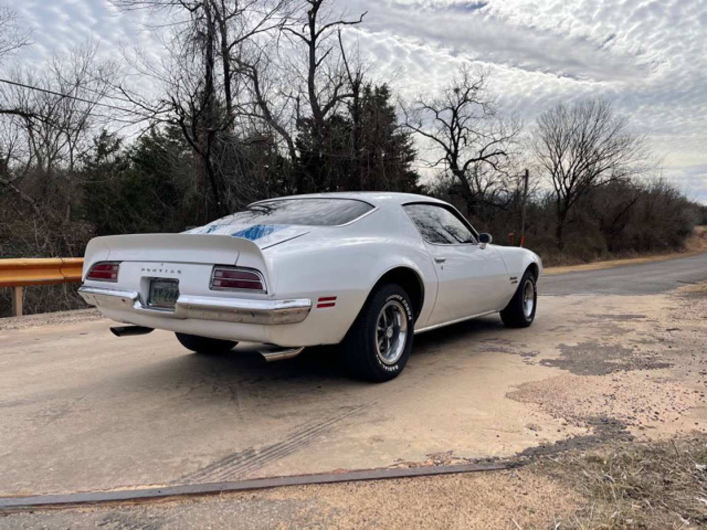 1st Image of a 1970 PONTIAC FIREBIRD