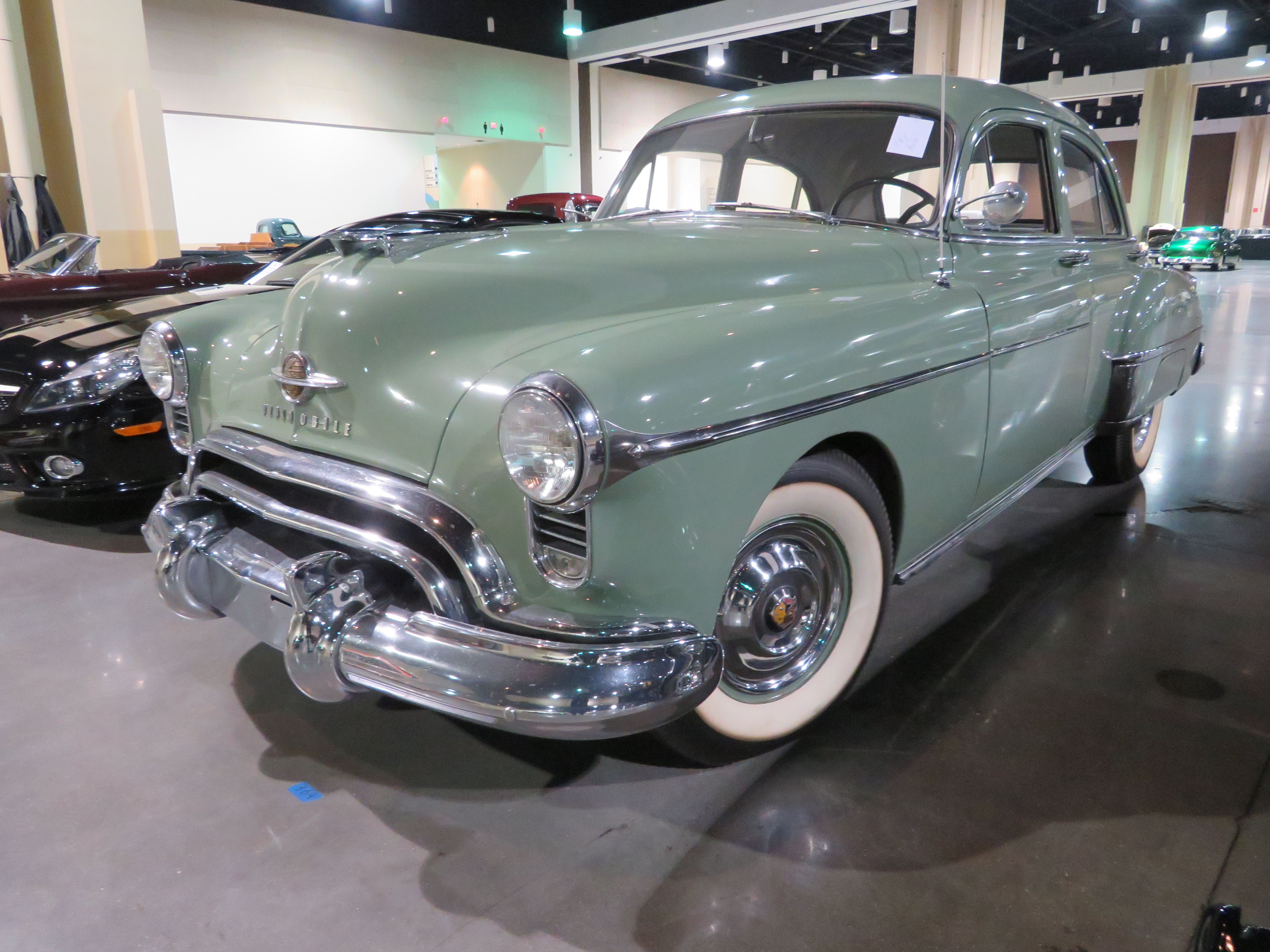 2nd Image of a 1950 OLDSMOBILE 88