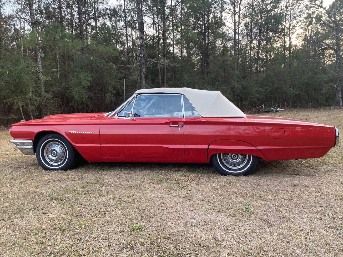 4th Image of a 1964 FORD THUNDERBIRD