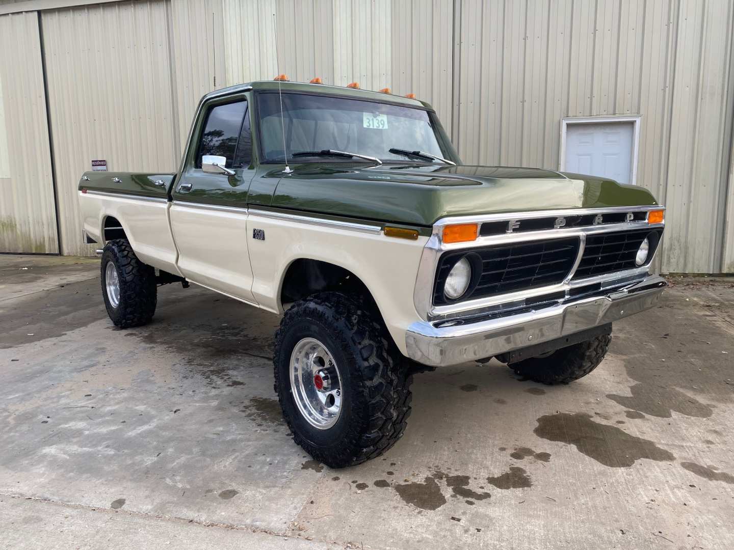1st Image of a 1976 FORD F250