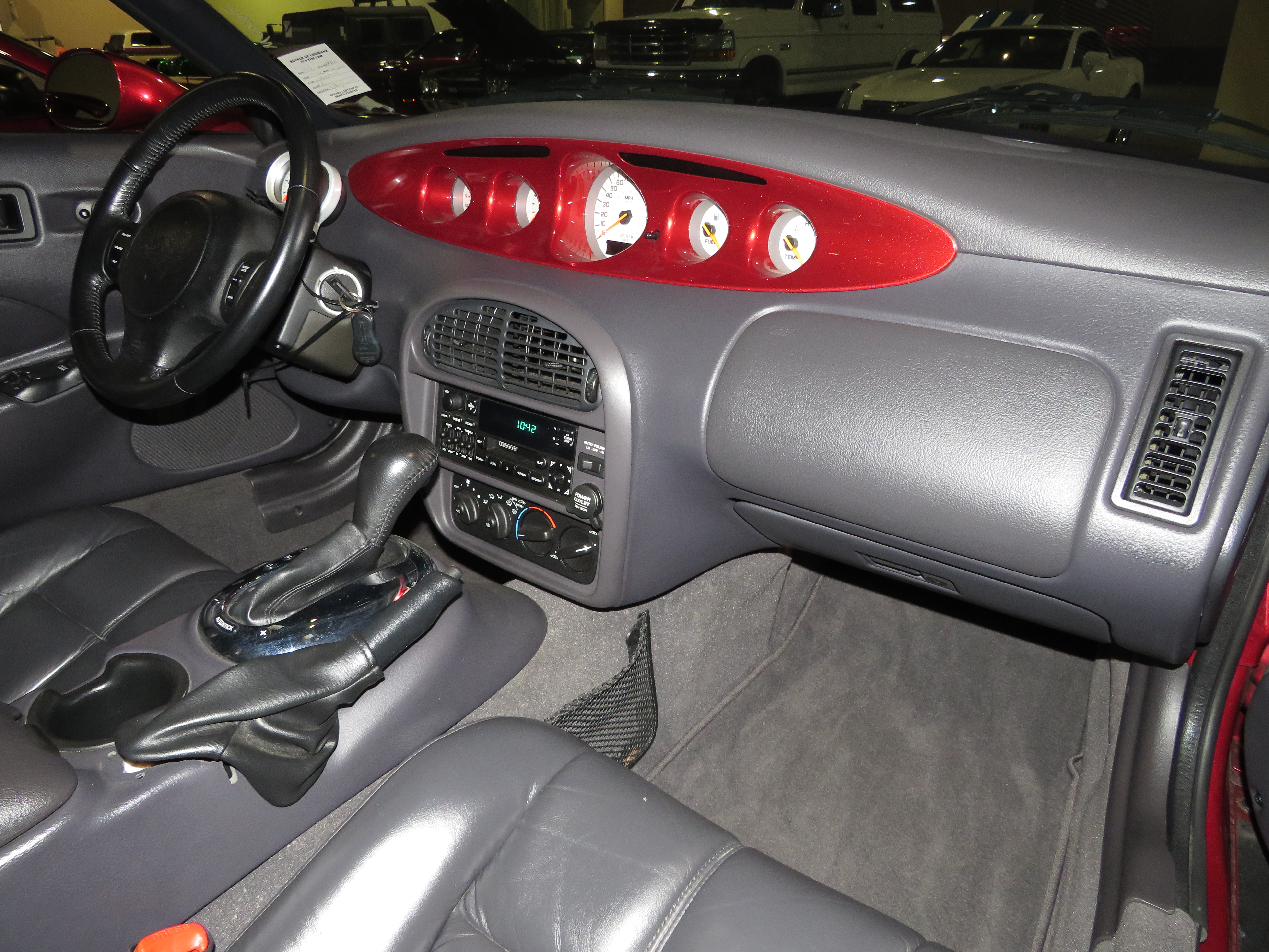 5th Image of a 2002 CHRYSLER PROWLER