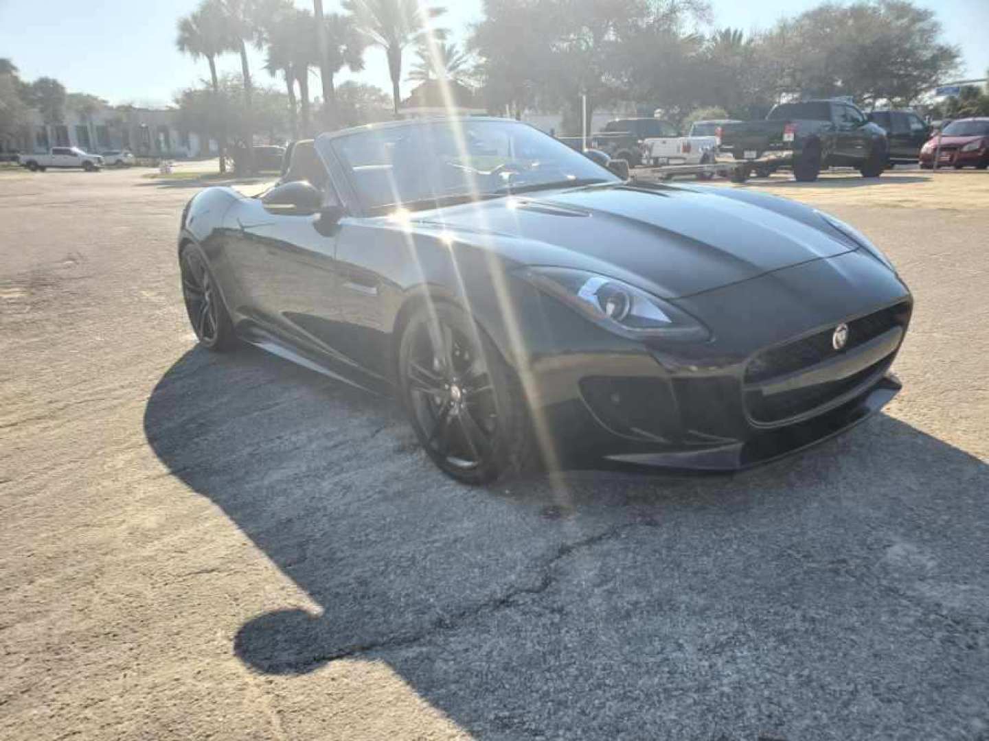 2nd Image of a 2017 JAGUAR F-TYPE