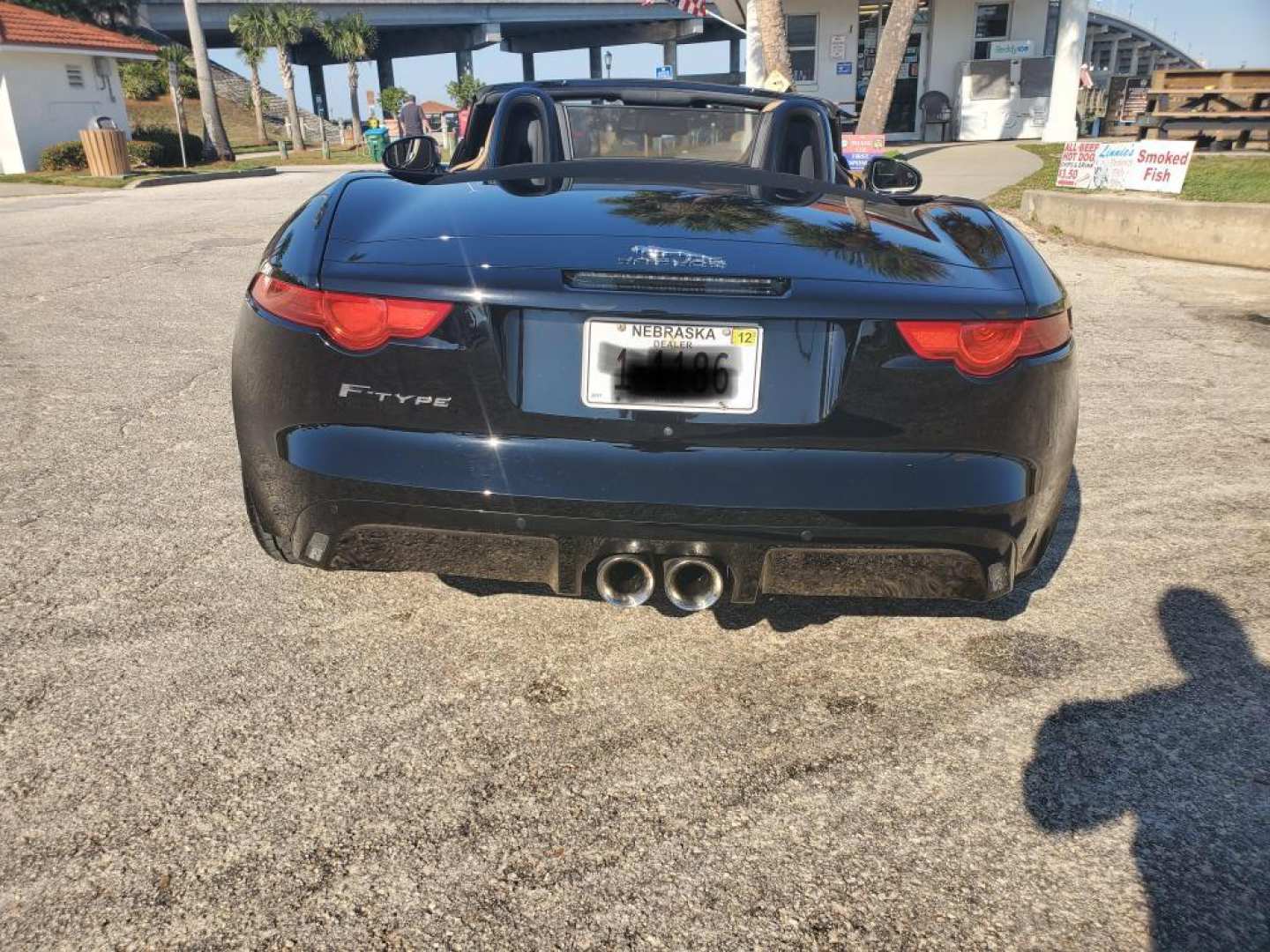 6th Image of a 2017 JAGUAR F-TYPE