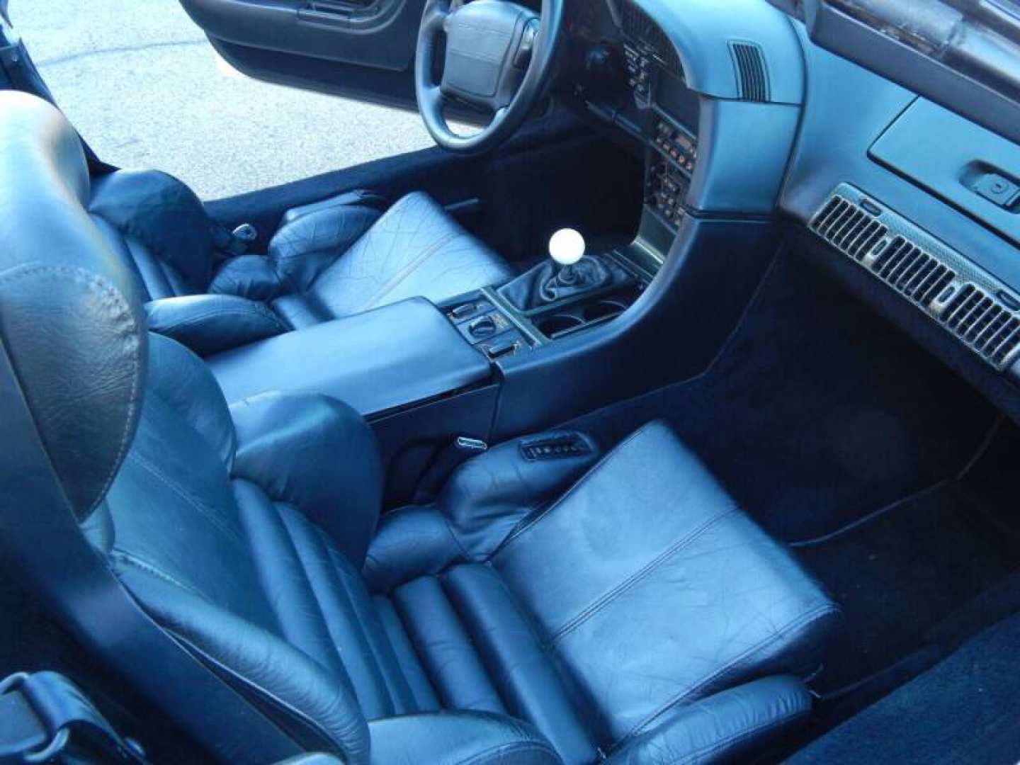 12th Image of a 1993 CHEVROLET CORVETTE