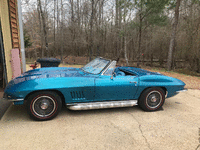 Image 2 of 5 of a 1967 CHEVROLET CORVETTE