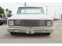 Image 7 of 19 of a 1971 CHEVROLET C10